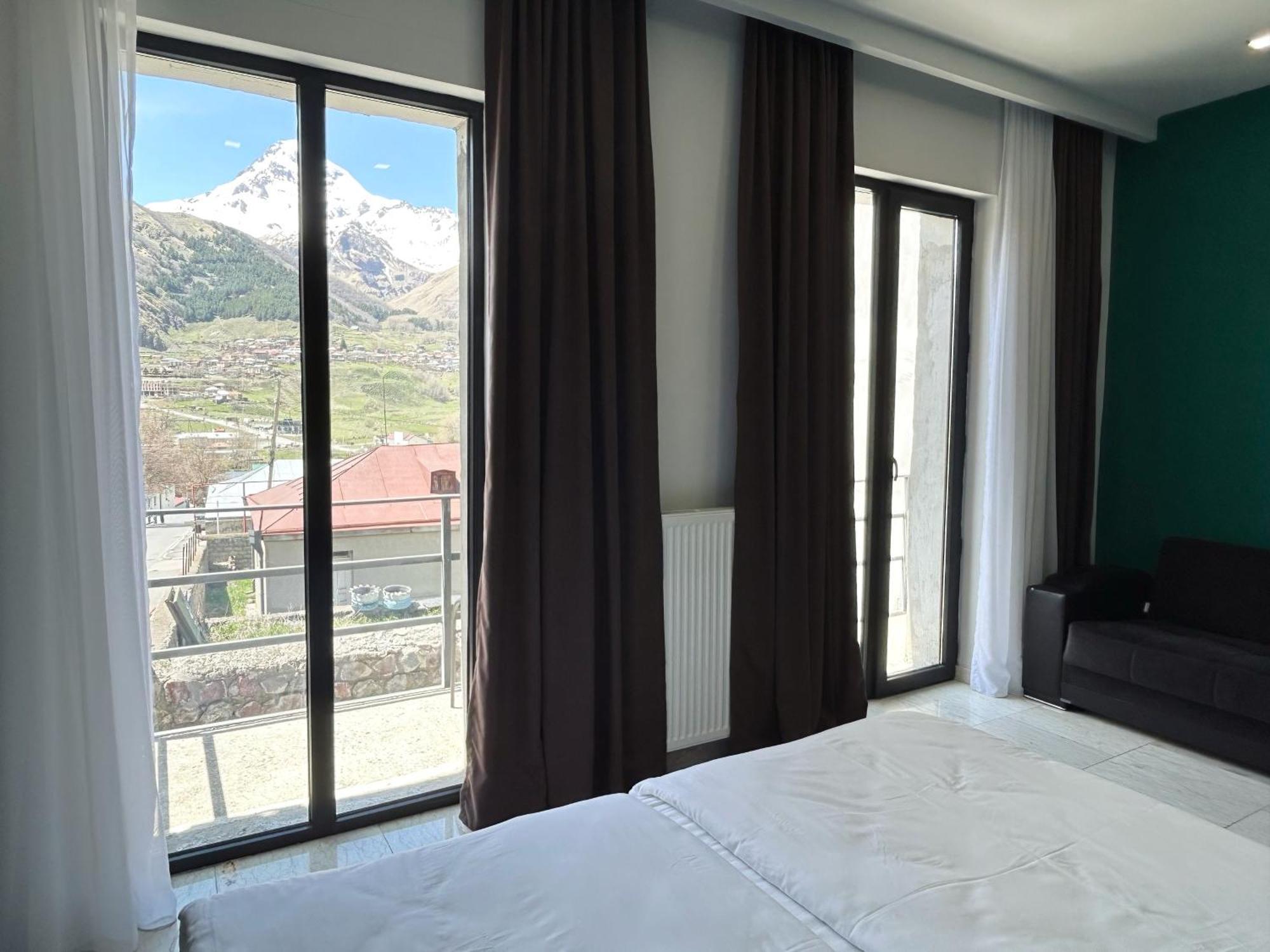Shushabandi Kazbegi Hotel Luaran gambar